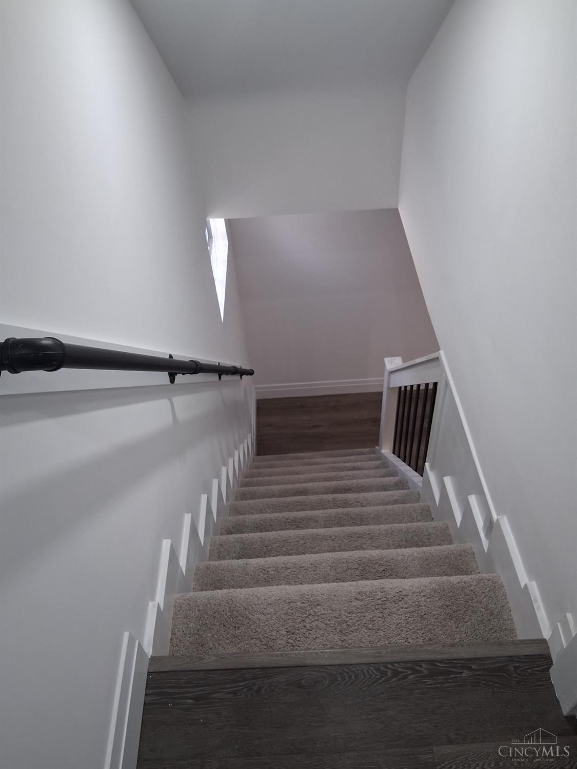 1915 Neyer Avenue, Cincinnati, OH, 45225 — photo 11