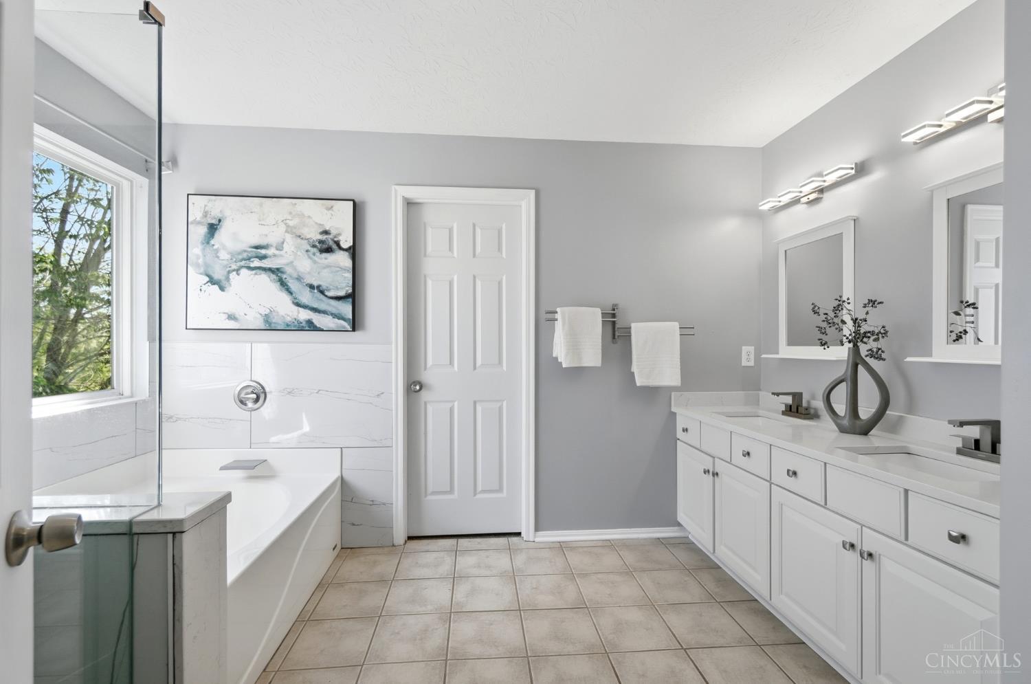 6369 Hedgerow Drive, West Chester, OH, 45069 — photo 15