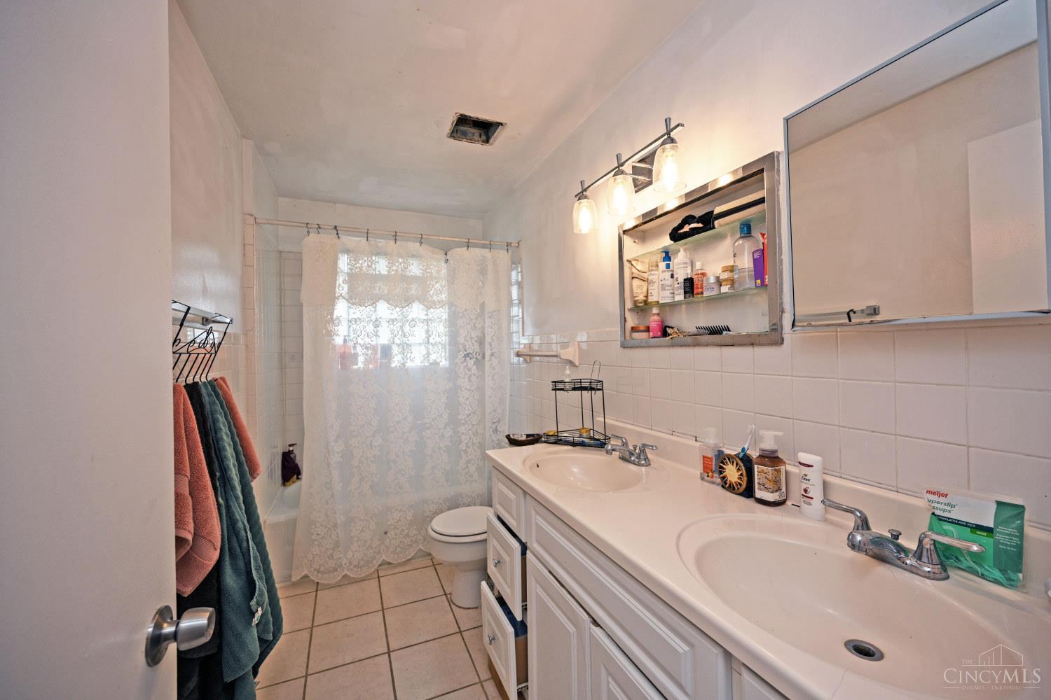 2881 Marshall Avenue, Cincinnati, OH, 45225 — photo 23