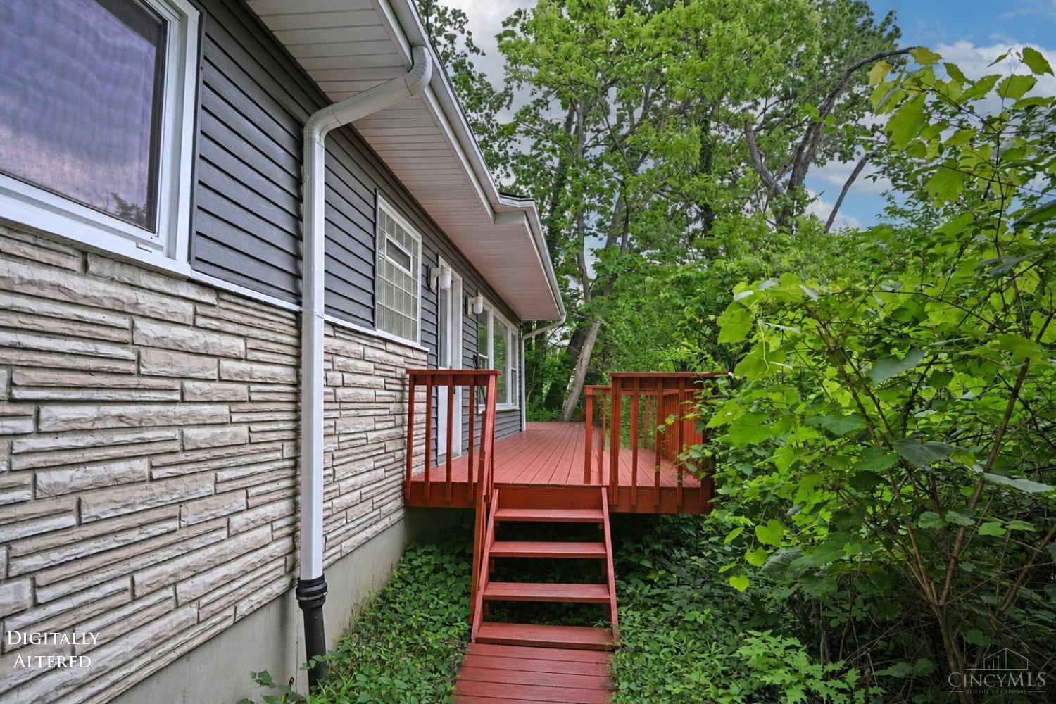2881 Marshall Avenue, Cincinnati, OH, 45225 — photo 3
