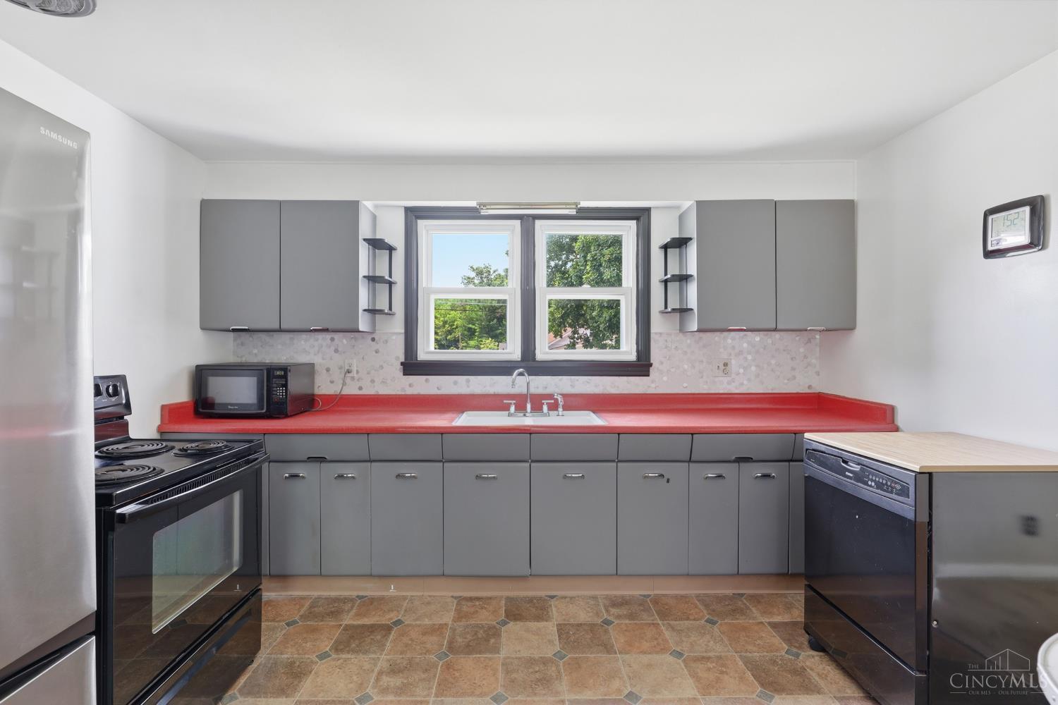 320 Wall Street, Loveland, OH, 45140 — photo 14