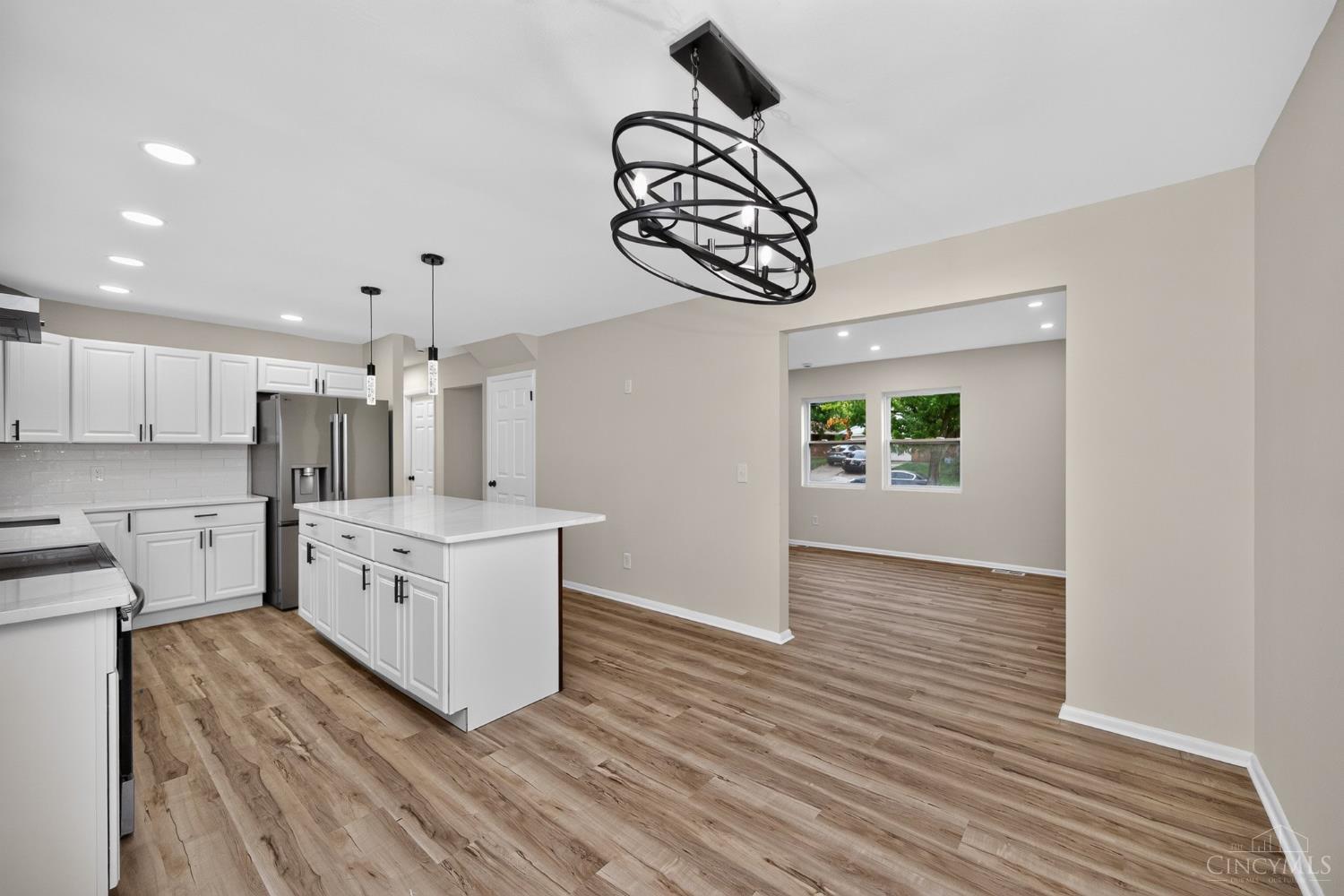 932 Glasgow Drive, Forest Park, OH, 45240 — photo 10