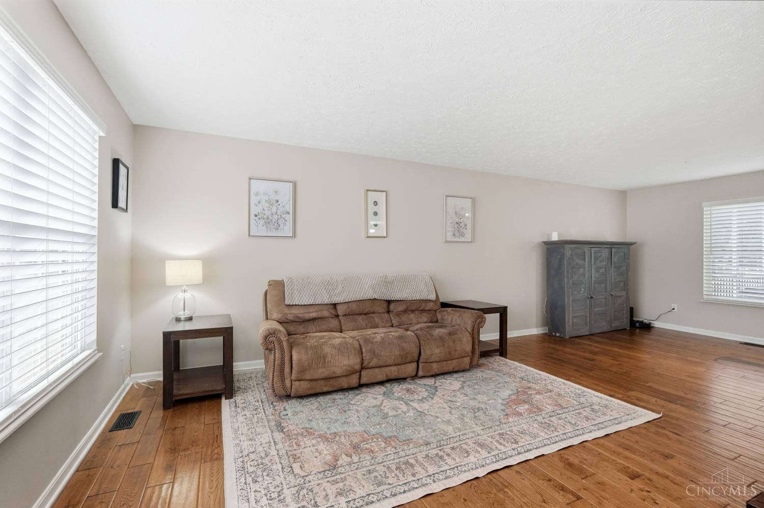 1553 Deerwoods Drive, Miami Twp, OH, 45150 — photo 8