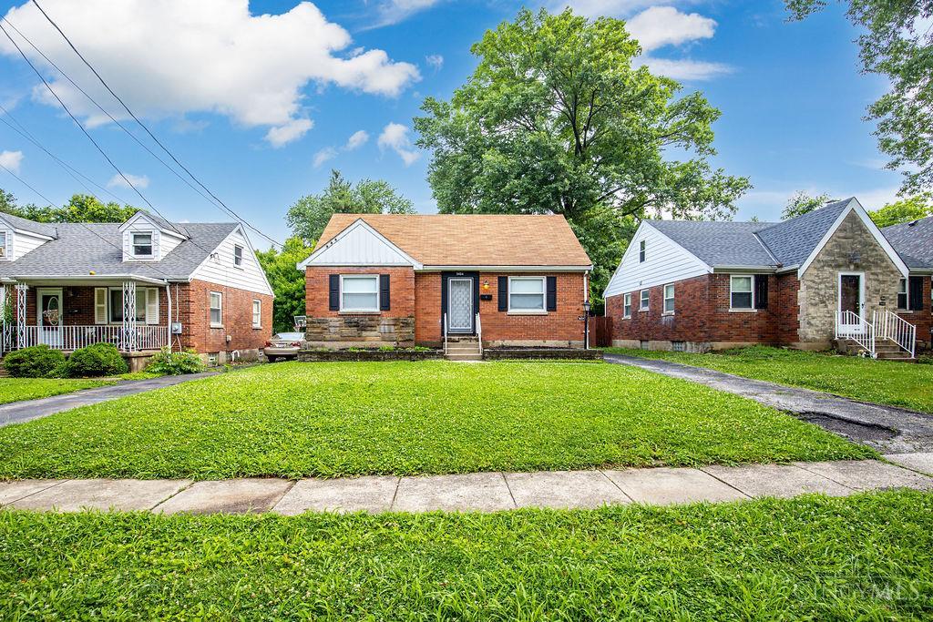 5654 Surrey Avenue, Green Twp, OH, 45248