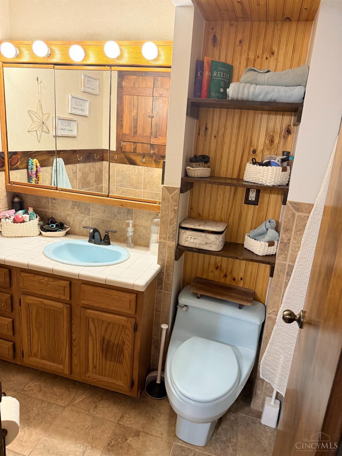 7975 Hinkle Road, Middletown, OH, 45042 — photo 14