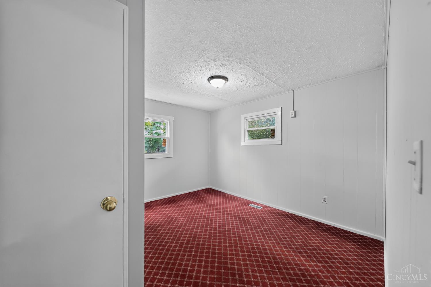 9670 Pippin Road, Colerain Twp, OH, 45231 — photo 17