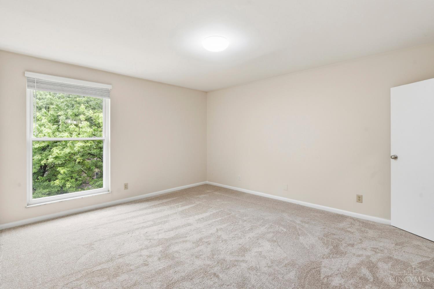 3566 Amberacres Drive #10, Cincinnati, OH, 45237 — photo 24