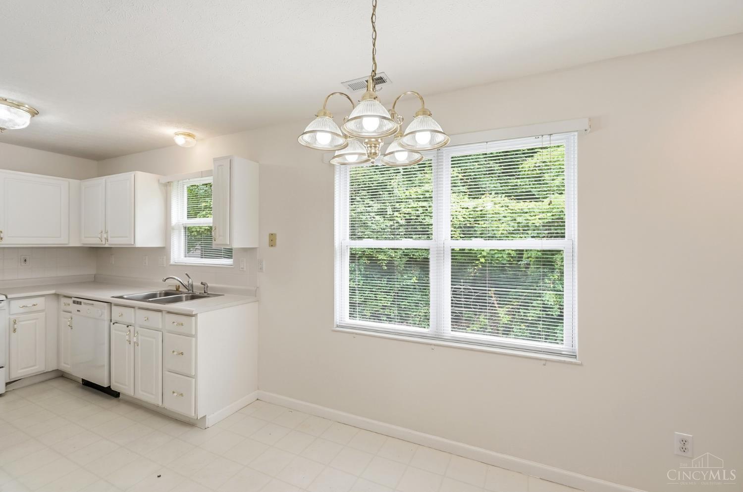 8051 Second Street, West Chester, OH, 45069 — photo 11