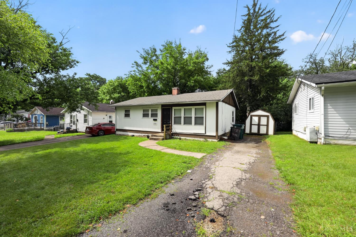 1739 Monterey Court, Cincinnati, OH, 45223 — photo 7
