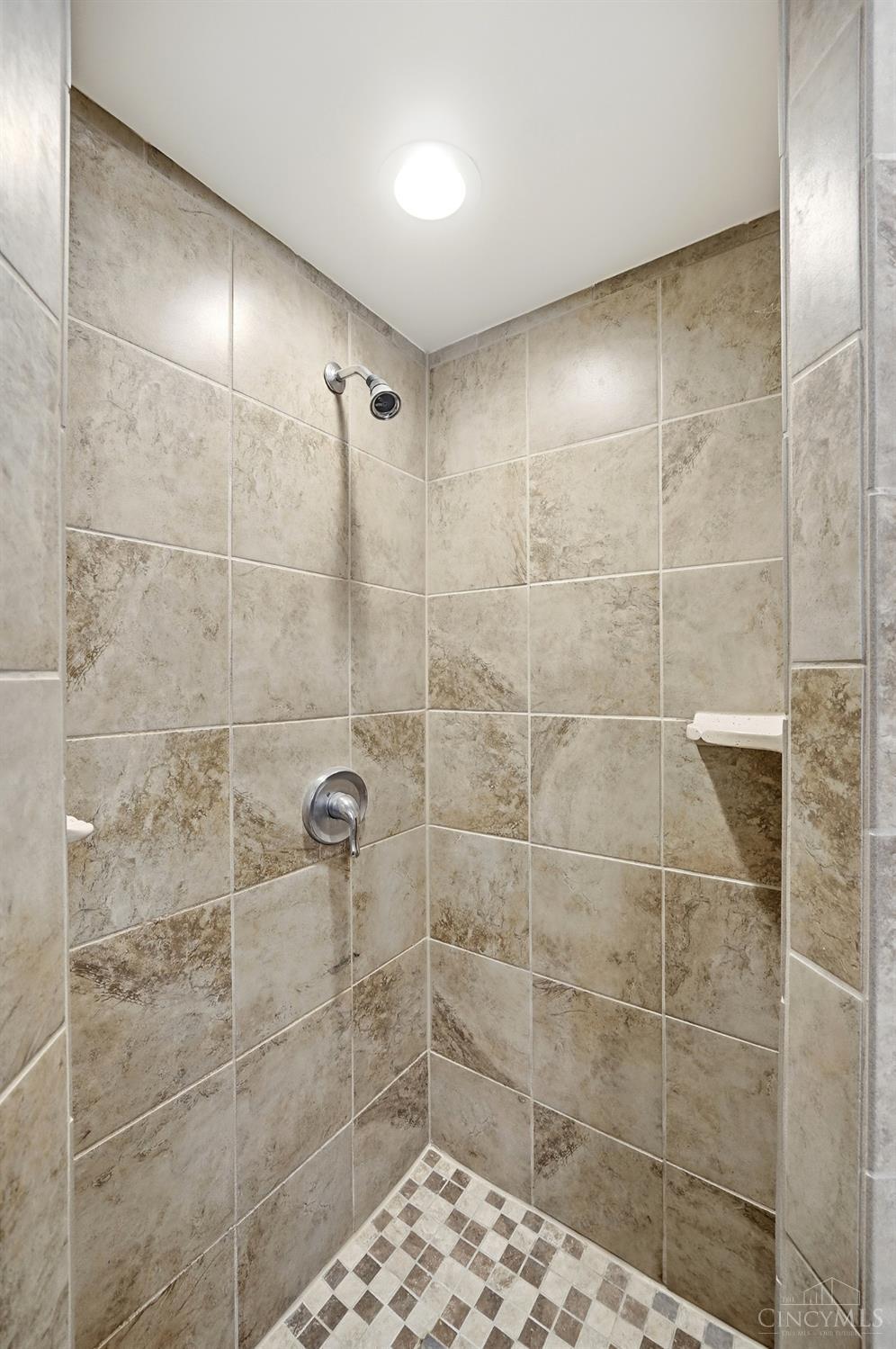 1553 Deerwoods Drive, Miami Twp, OH, 45150 — photo 60