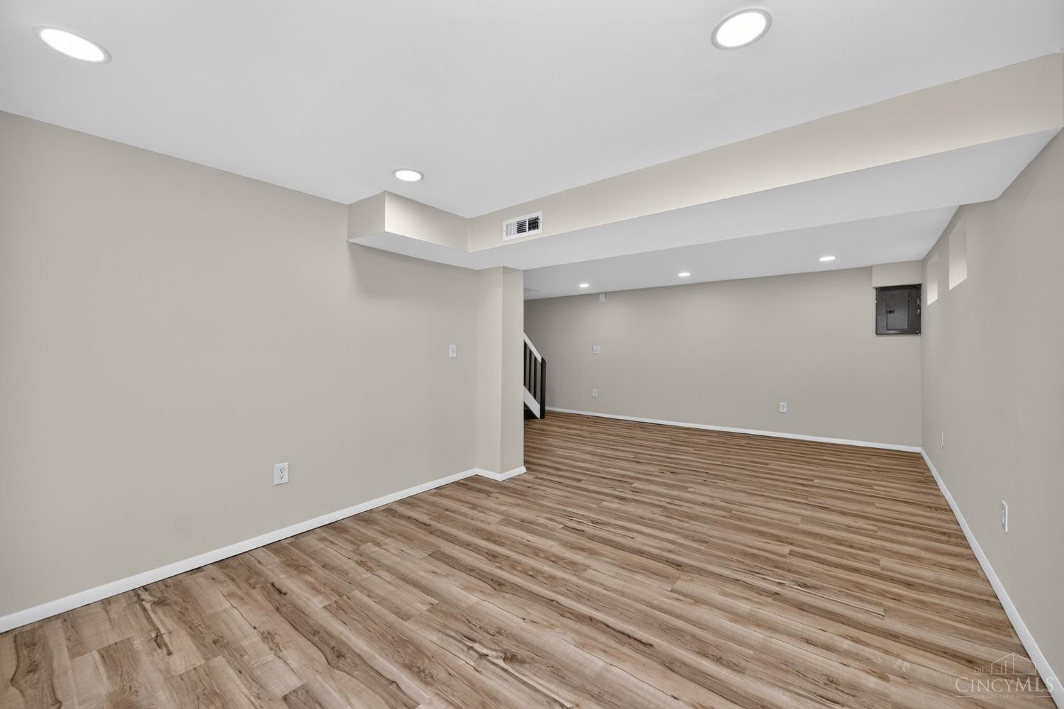 932 Glasgow Drive, Forest Park, OH, 45240 — photo 36