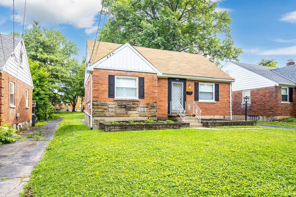 5654 Surrey Avenue, Green Twp, OH, 45248 — photo 2