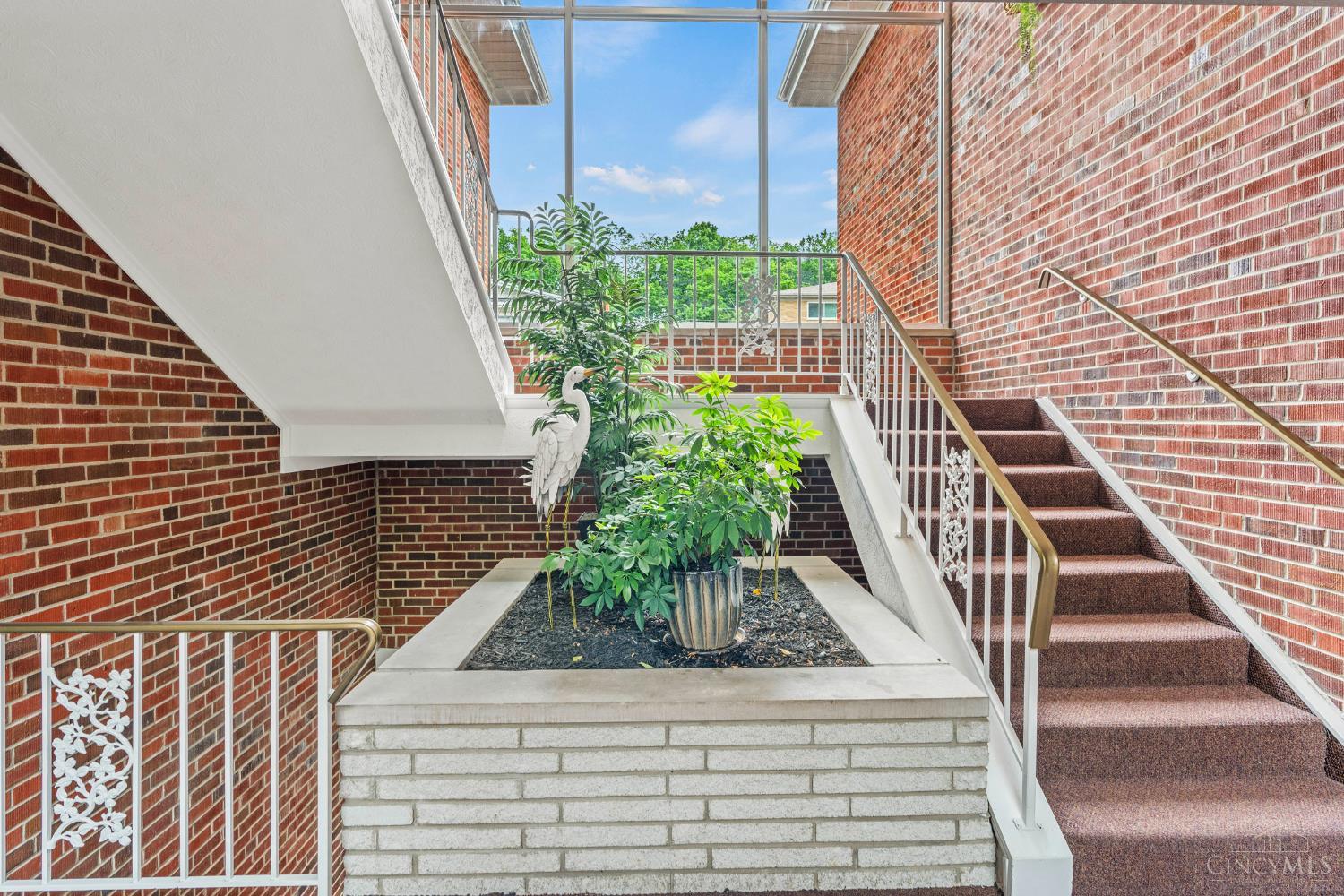 3566 Amberacres Drive #10, Cincinnati, OH, 45237 — photo 8