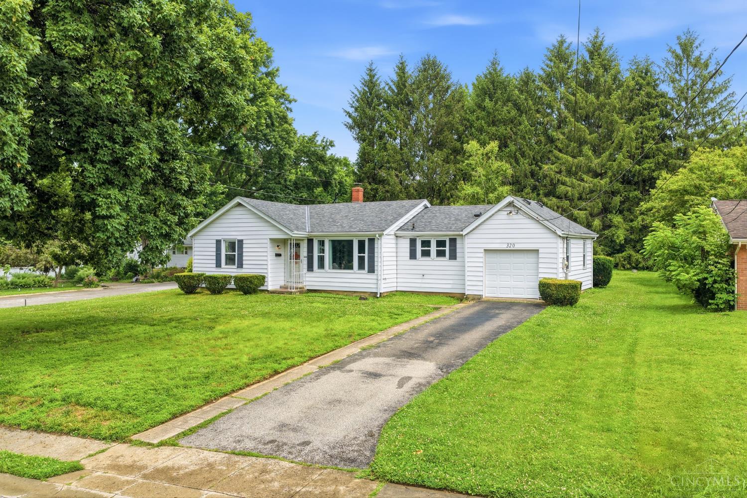 320 Wall Street, Loveland, OH, 45140 — photo 2