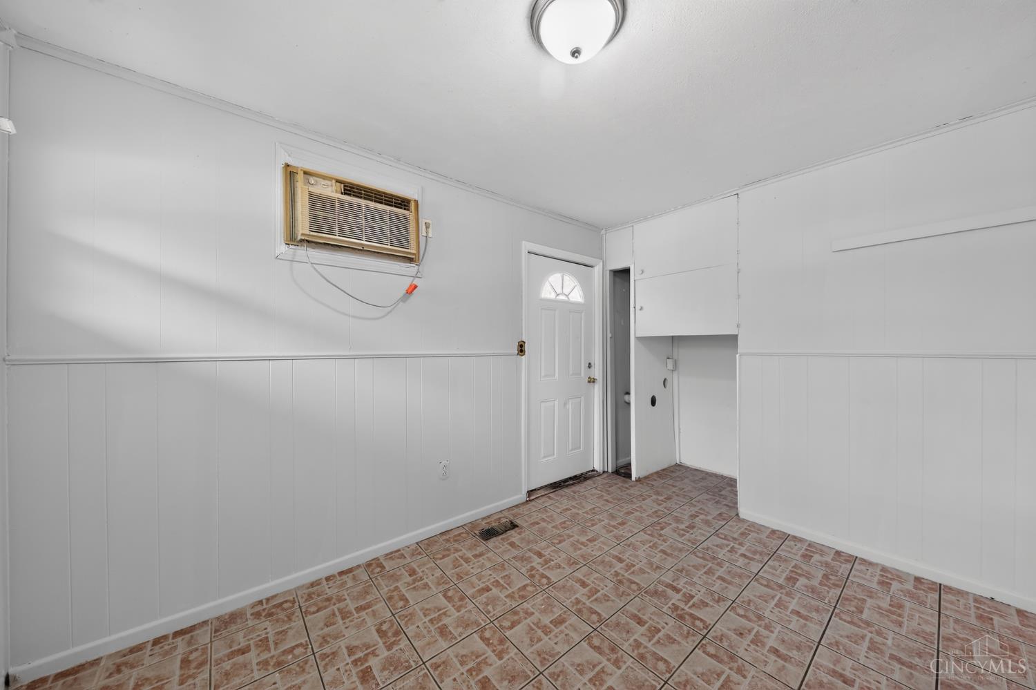 9670 Pippin Road, Colerain Twp, OH, 45231 — photo 13