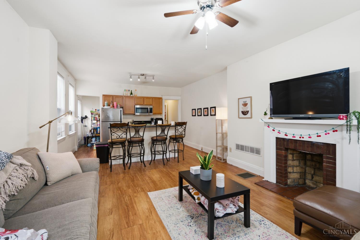 218 Donahue Street, Cincinnati, OH, 45219 — photo 3