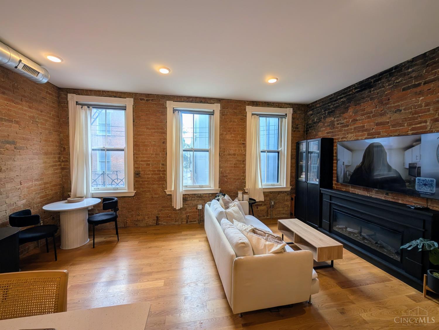 26 E 14th St #203, Cincinnati, OH, 45202 — photo 6