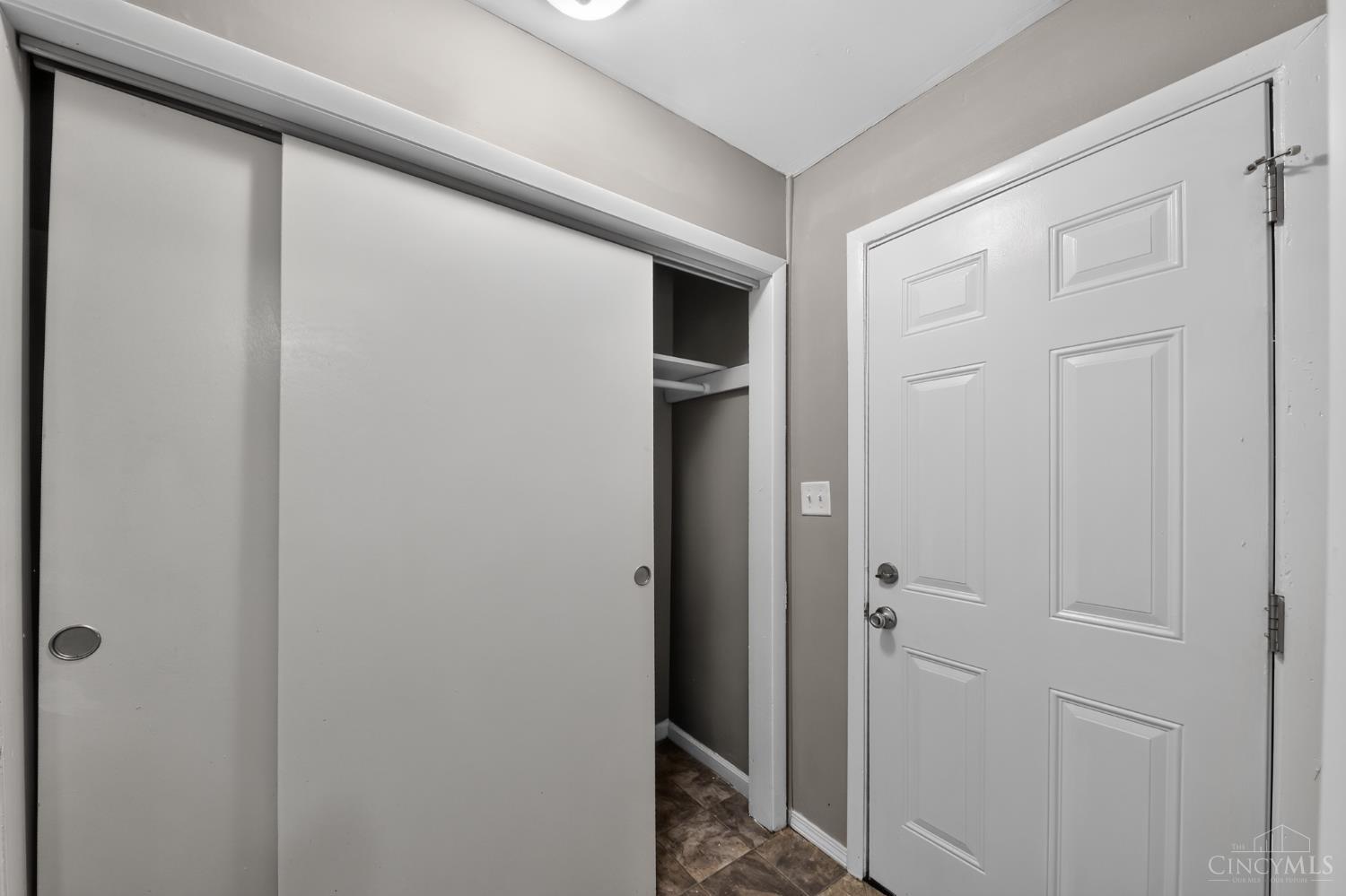 8769 Zodiac Drive, Springfield Twp., OH, 45231 — photo 25