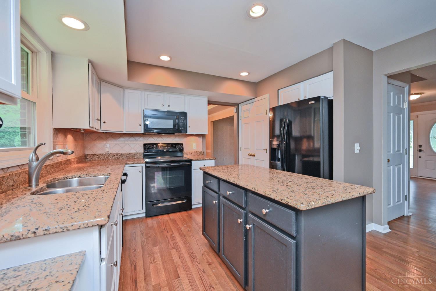 935 Paxton Lake Cove, Miami Twp, OH, 45140 — photo 16