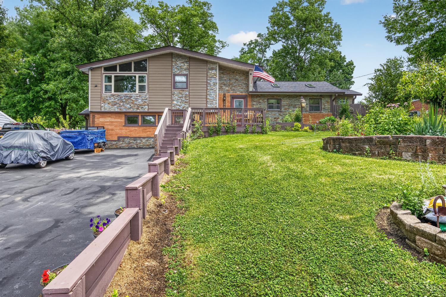 2066 Evanor Lane