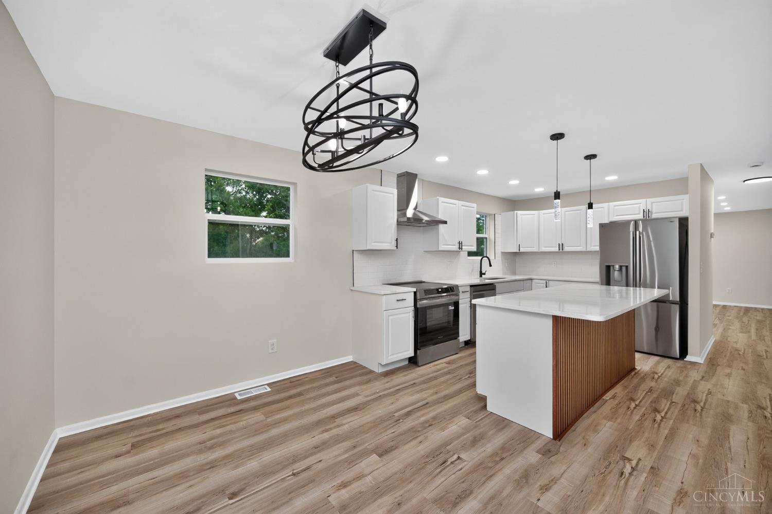 932 Glasgow Drive, Forest Park, OH, 45240 — photo 9