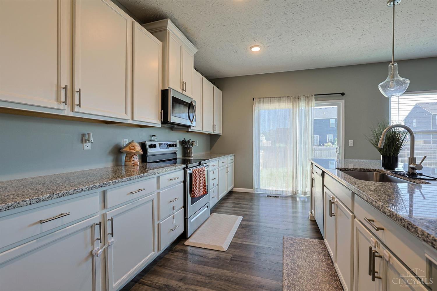 1502 Knightsbridge Court, Carlisle, OH, 45005 — photo 15