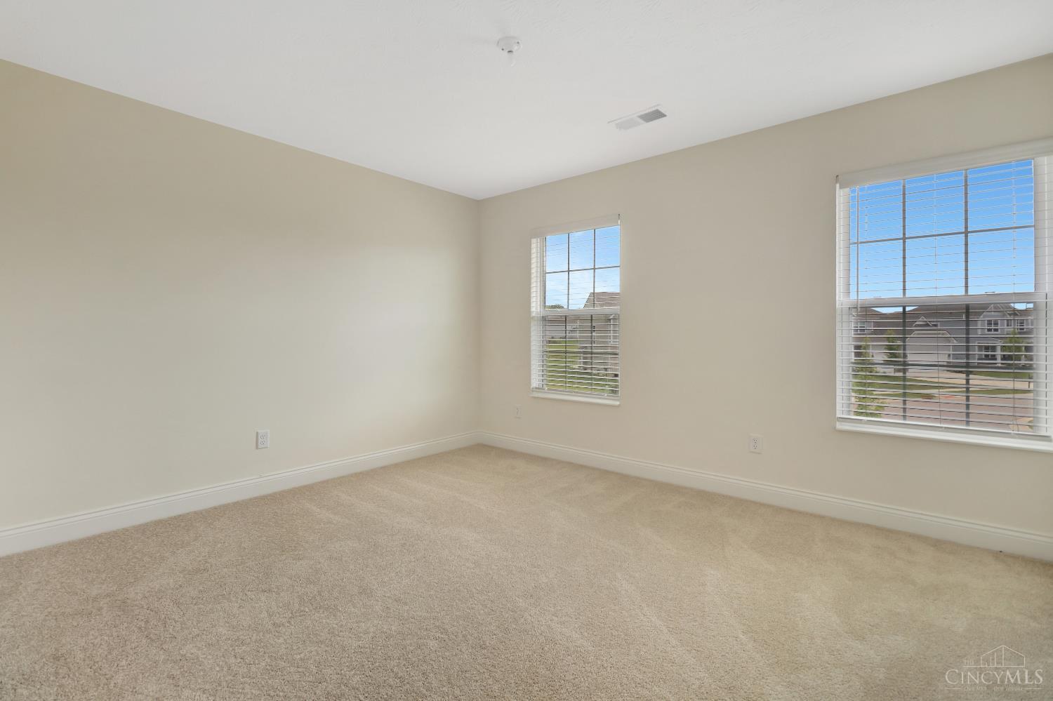 10312 Tice Street, Washington Twp, OH, 45458 — photo 30