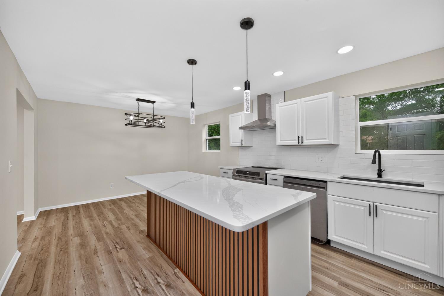 932 Glasgow Drive, Forest Park, OH, 45240 — photo 12