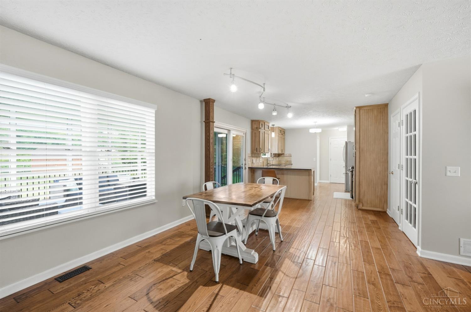 1553 Deerwoods Drive, Miami Twp, OH, 45150 — photo 12