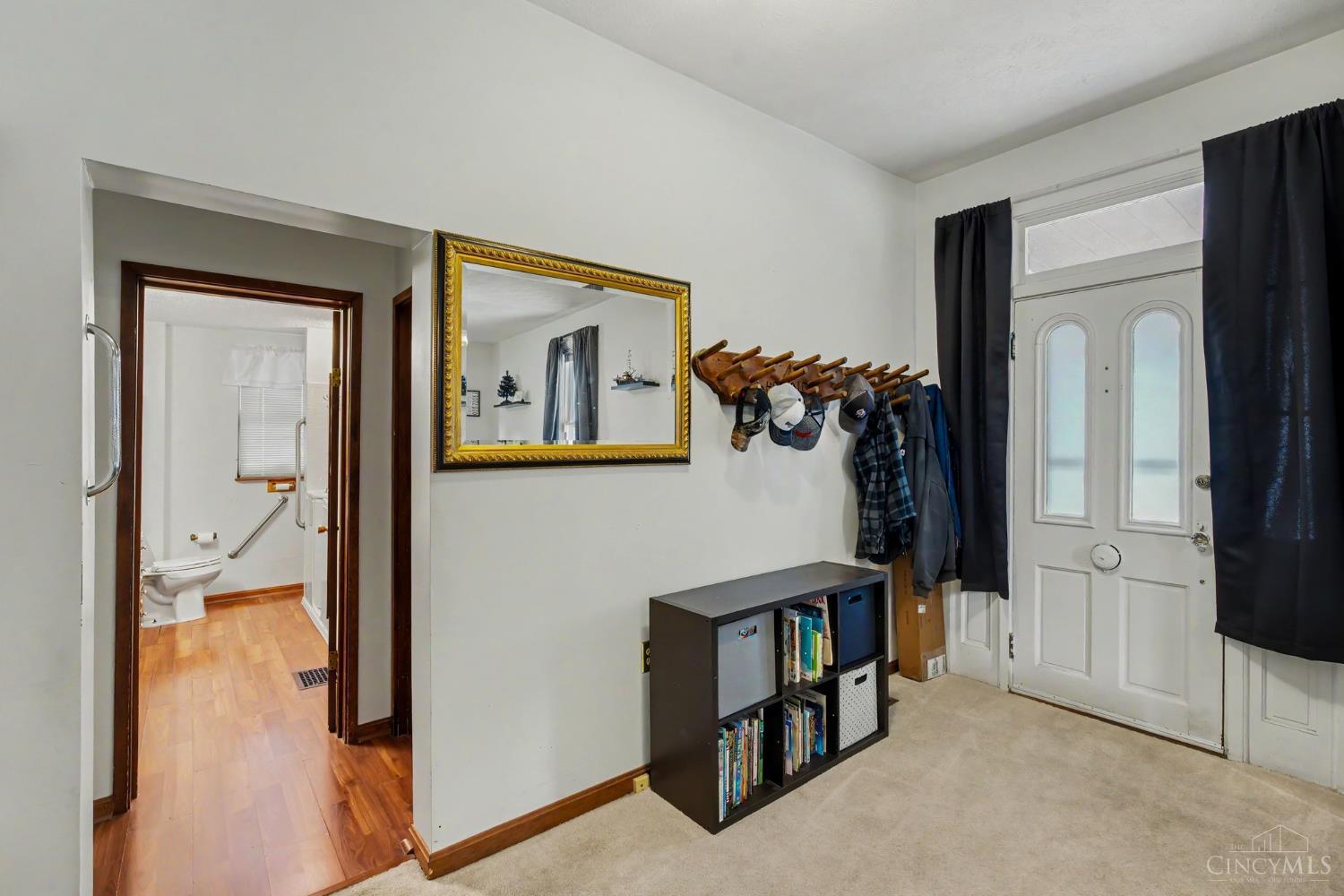 166 Chelsea Place, Cincinnati, OH, 45233 — photo 3