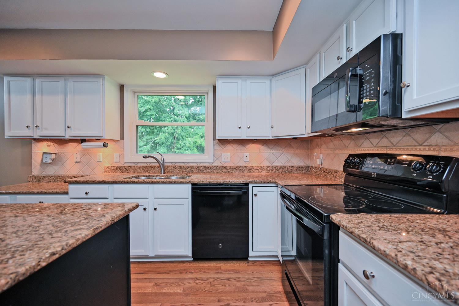 935 Paxton Lake Cove, Miami Twp, OH, 45140 — photo 17