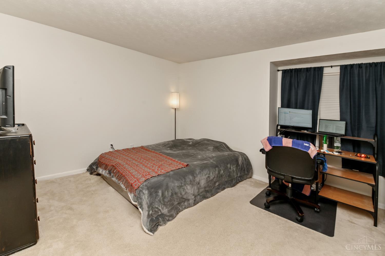 9964 Timbers Drive, Blue Ash, OH, 45242 — photo 27