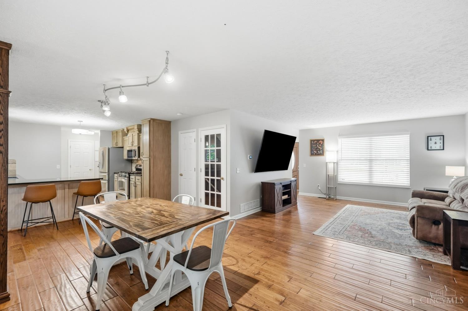 1553 Deerwoods Drive, Miami Twp, OH, 45150 — photo 13
