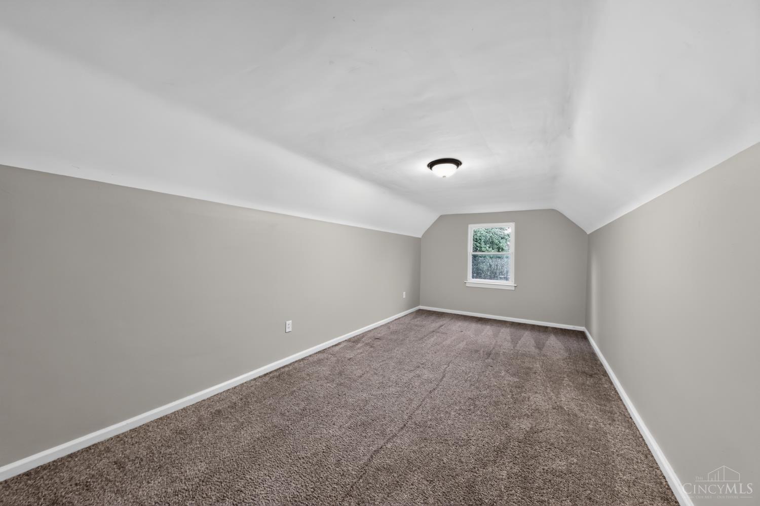 2784 Losantiville Avenue, Cincinnati, OH, 45213 — photo 23