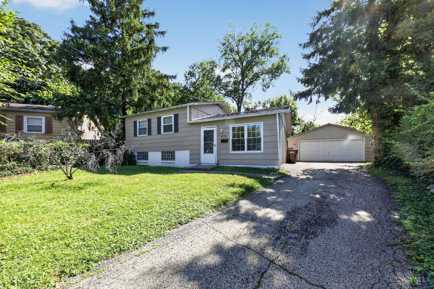 Homes for sale in Colerain Twp, OH | 3252 Coleen Dr, Colerain Twp, OH 45251 | MLS# 1881987