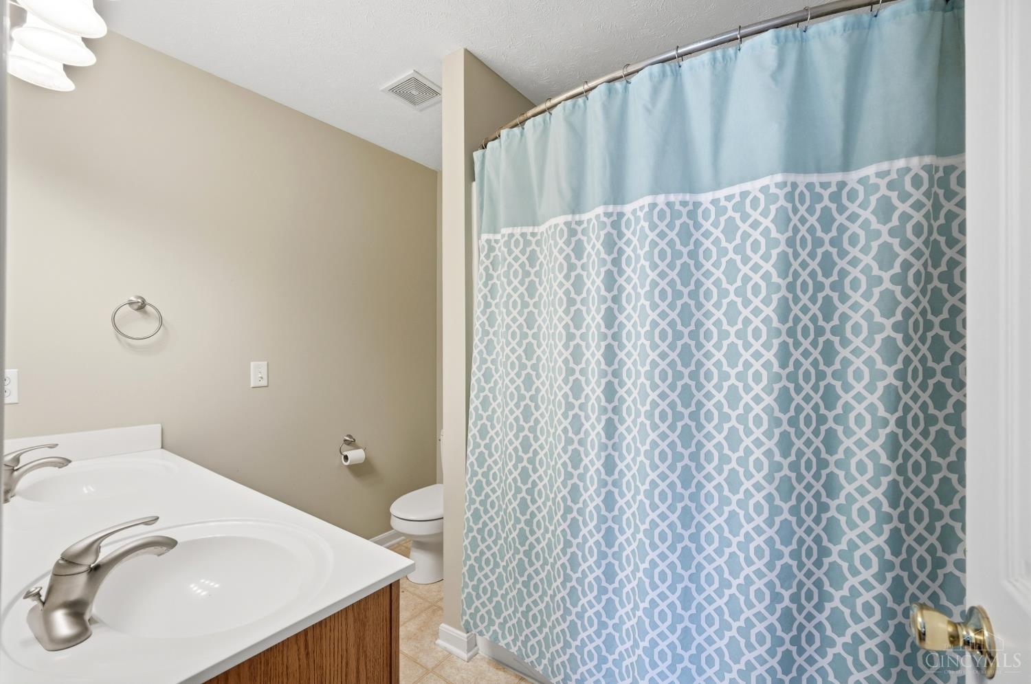 1553 Deerwoods Drive, Miami Twp, OH, 45150 — photo 35