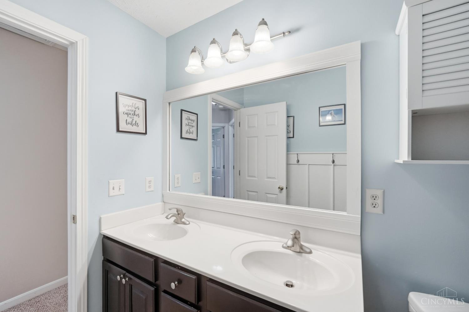1553 Deerwoods Drive, Miami Twp, OH, 45150 — photo 42