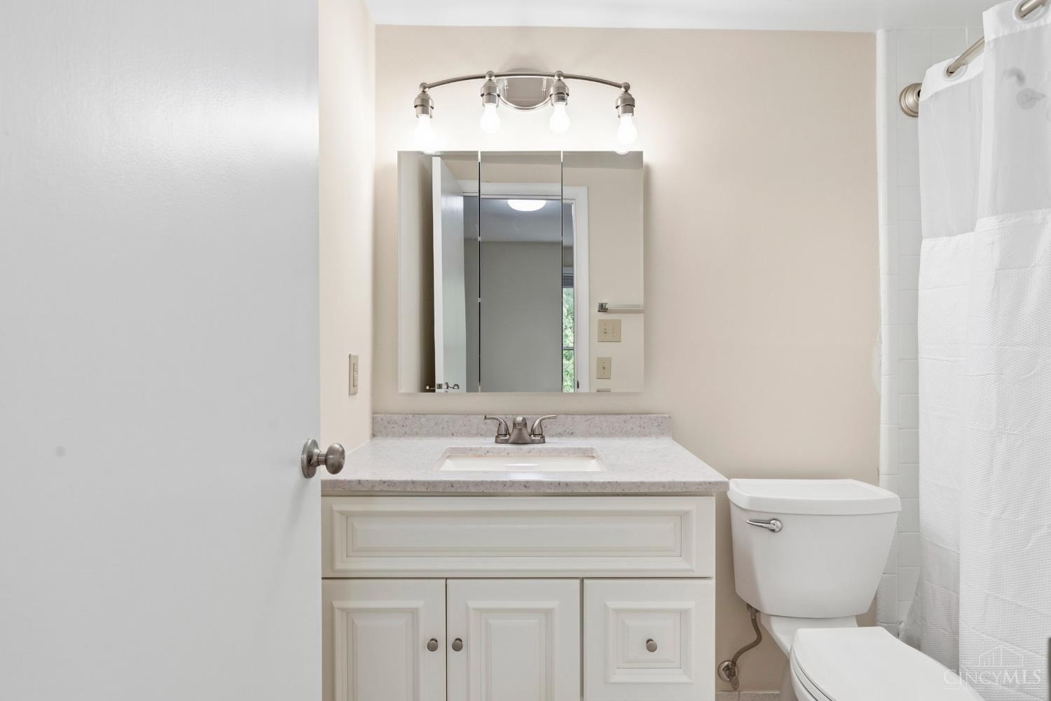 3566 Amberacres Drive #10, Cincinnati, OH, 45237 — photo 28