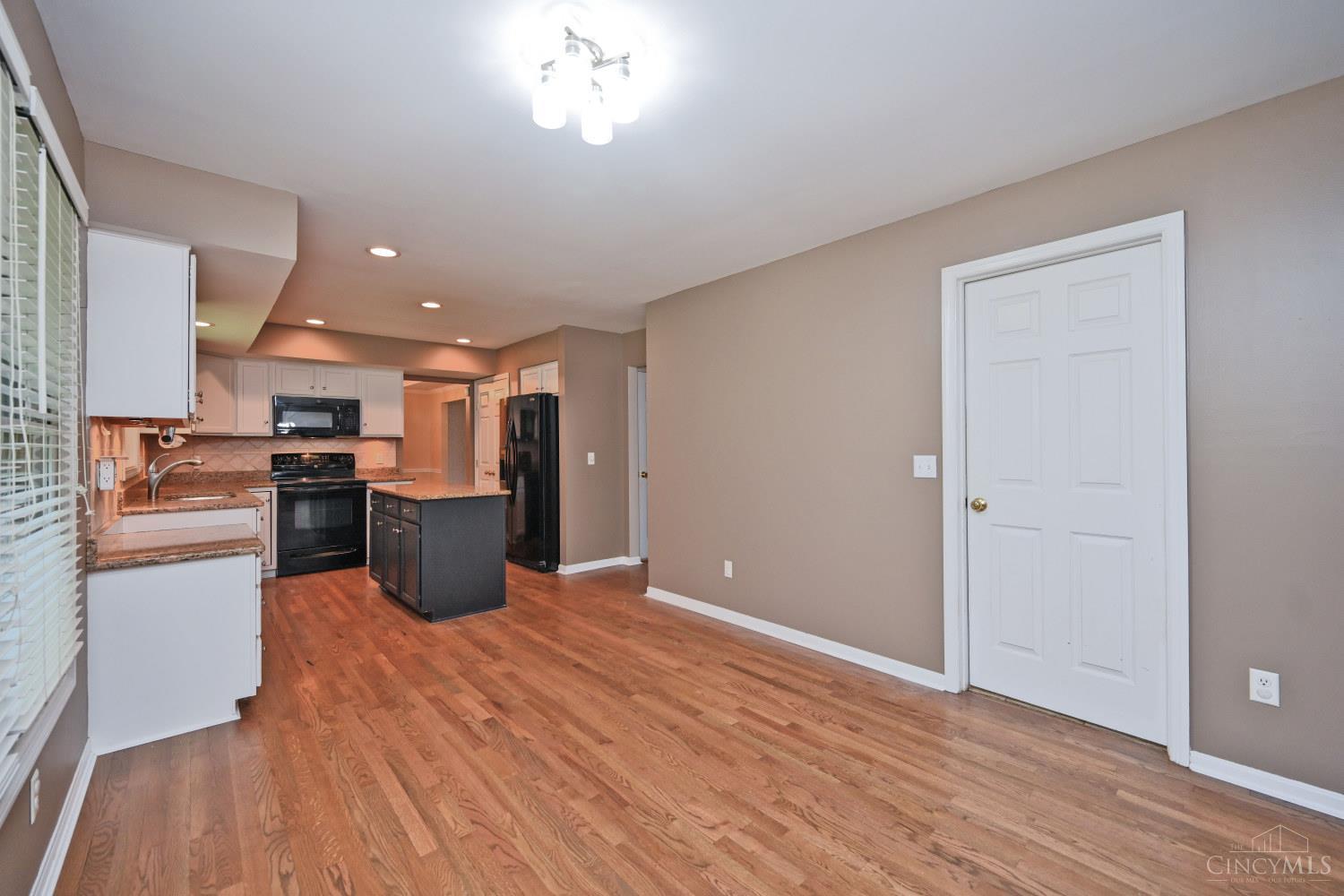 935 Paxton Lake Cove, Miami Twp, OH, 45140 — photo 20