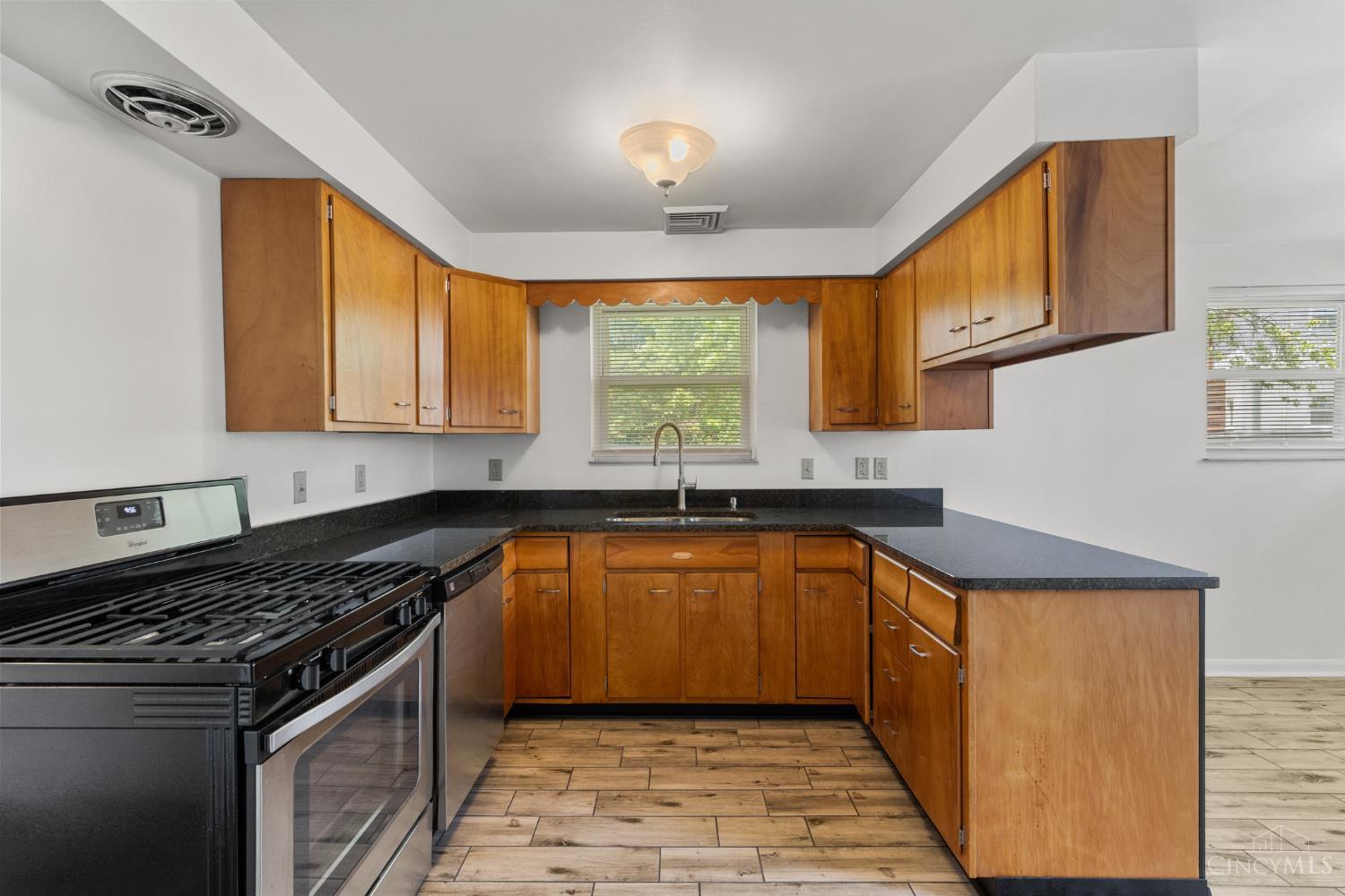 4947 Charlemar Drive, Cincinnati, OH, 45227 — photo 15