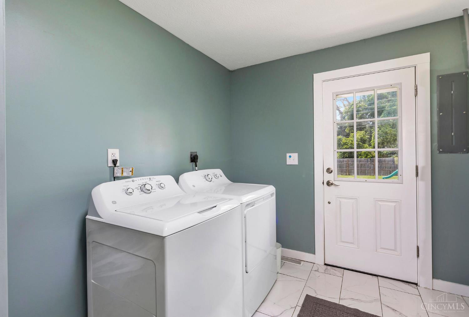 2097 Bonniedale Drive, Bellbrook, OH, 45305 — photo 18