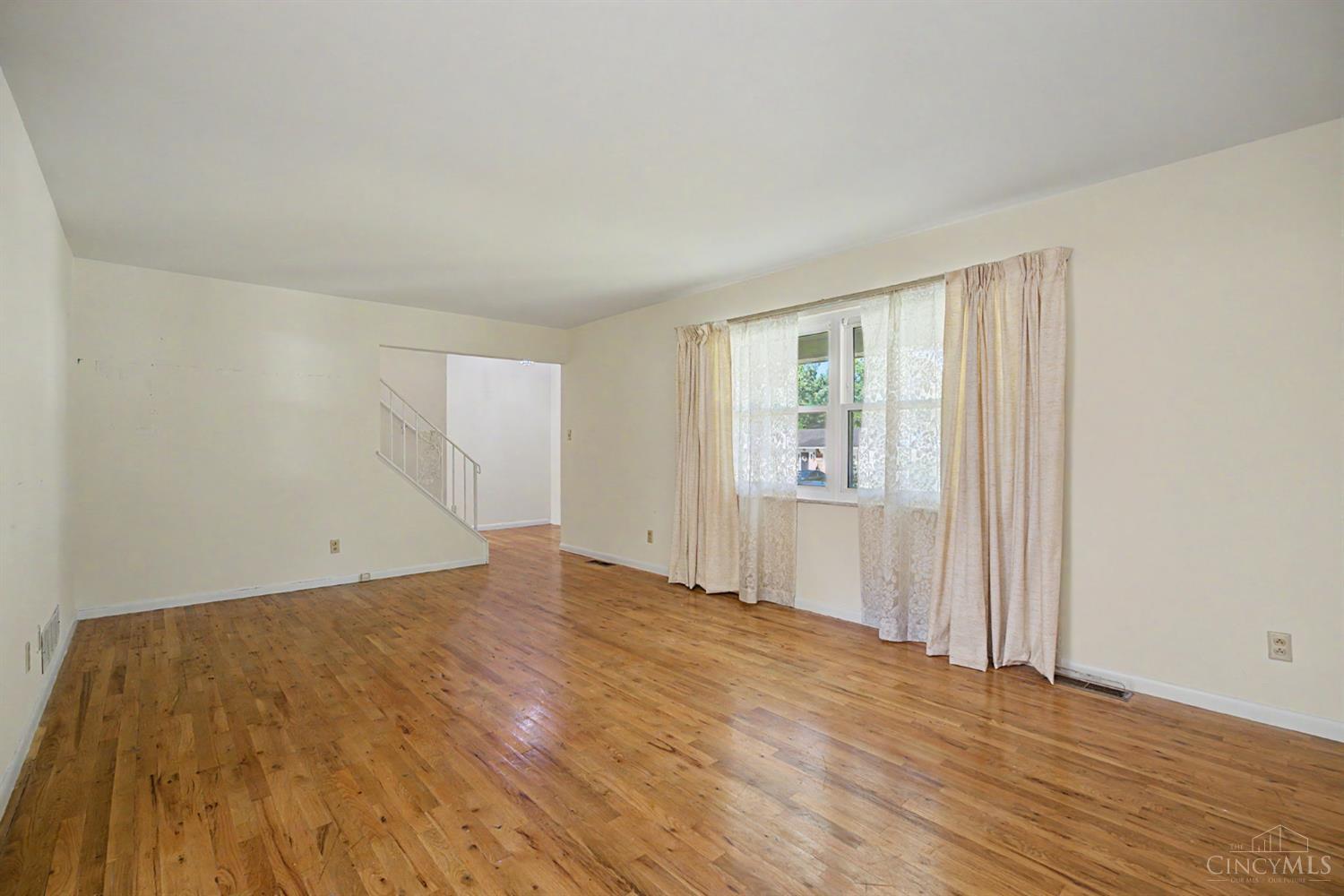 1690 Yellowglen Drive, Anderson Twp, OH, 45255 — photo 10
