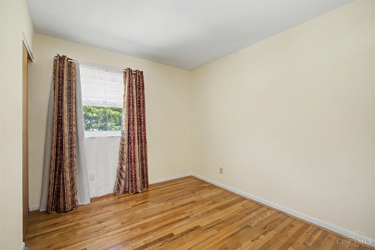 1690 Yellowglen Drive, Anderson Twp, OH, 45255 — photo 32