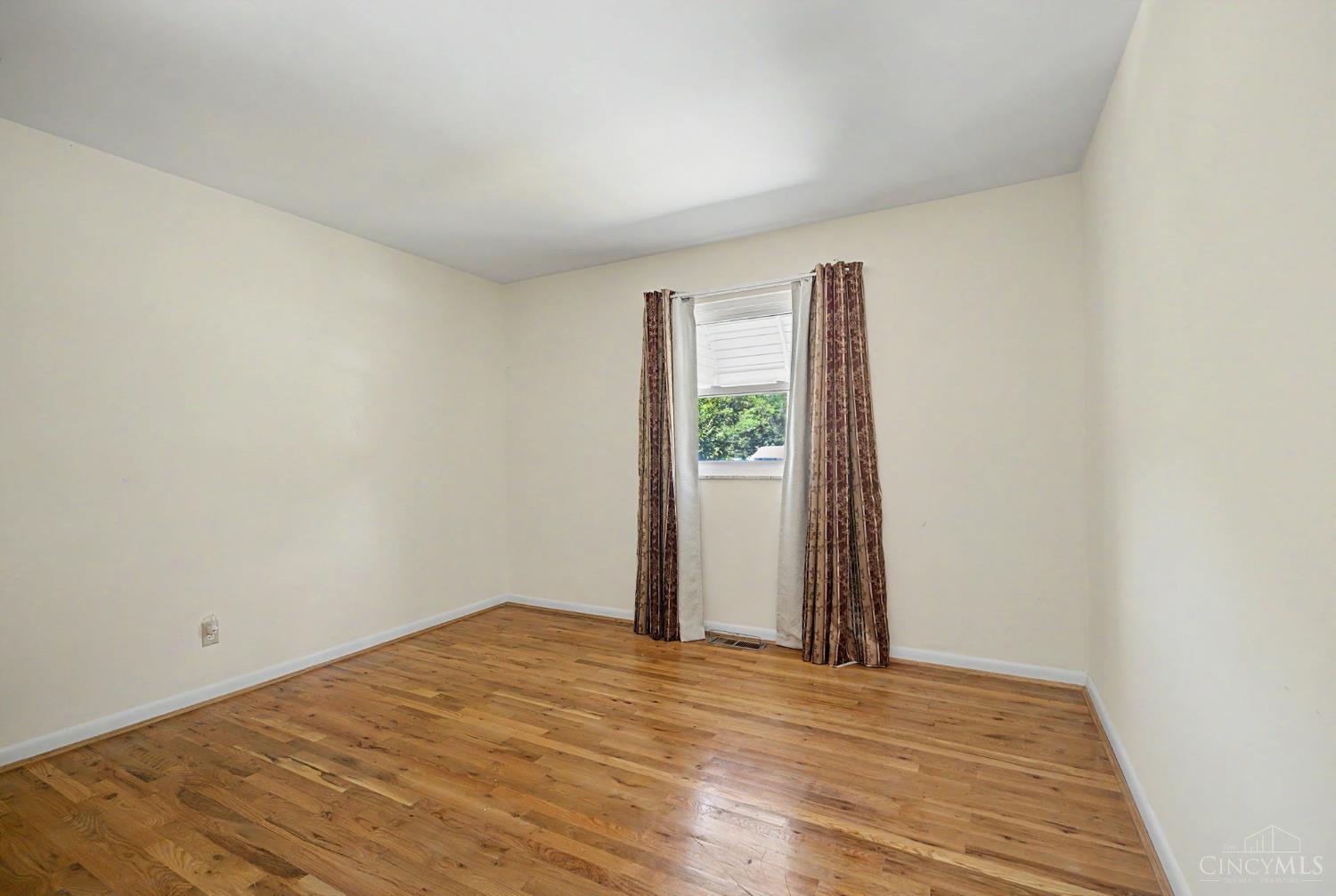 1690 Yellowglen Drive, Anderson Twp, OH, 45255 — photo 25