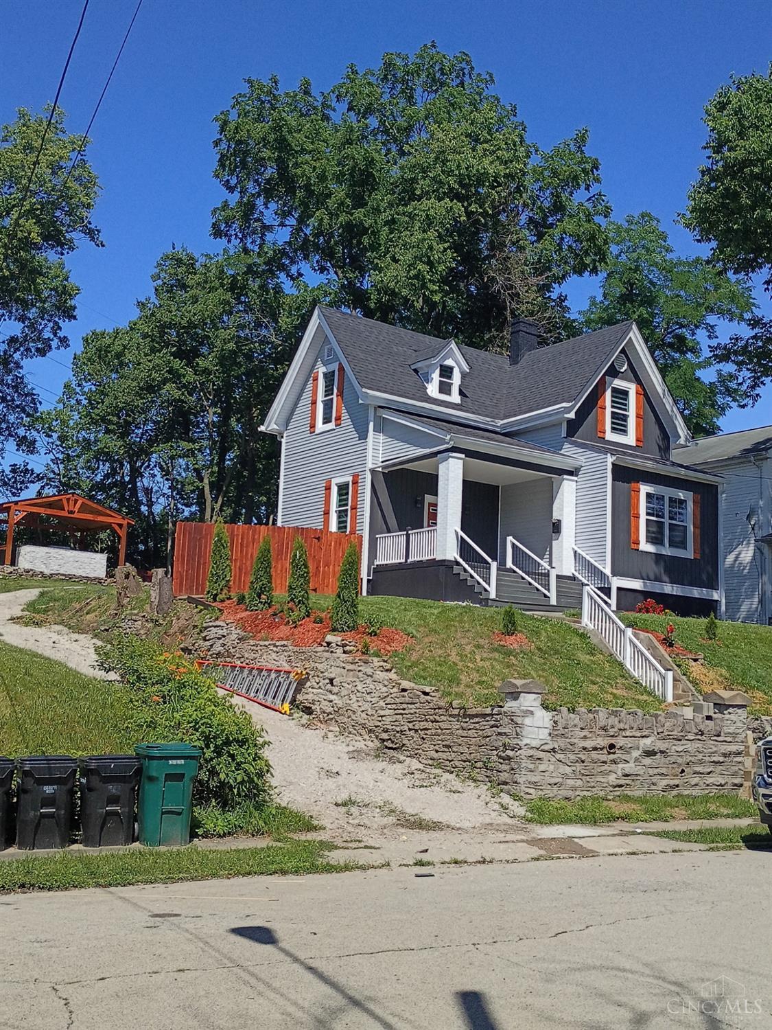 Homes for sale in Cincinnati, OH | 3219 Beresford Ave, Cincinnati, OH 45206 | MLS# 1882526