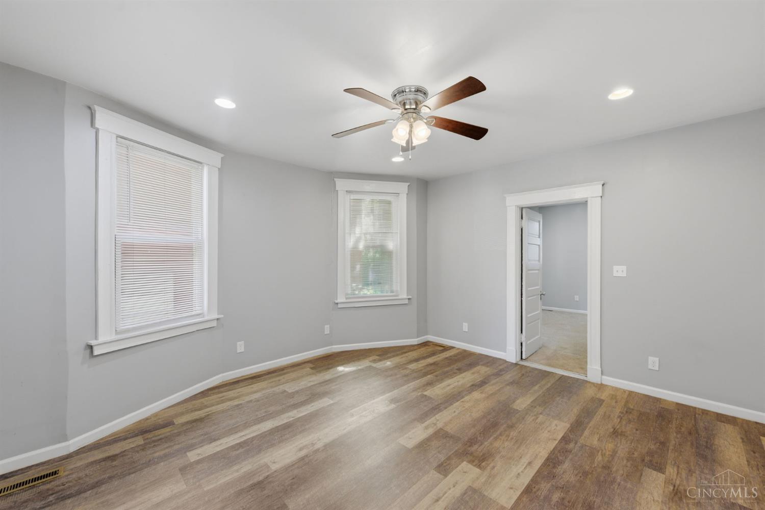 3329 Hackberry Street, Cincinnati, OH, 45207 — photo 12