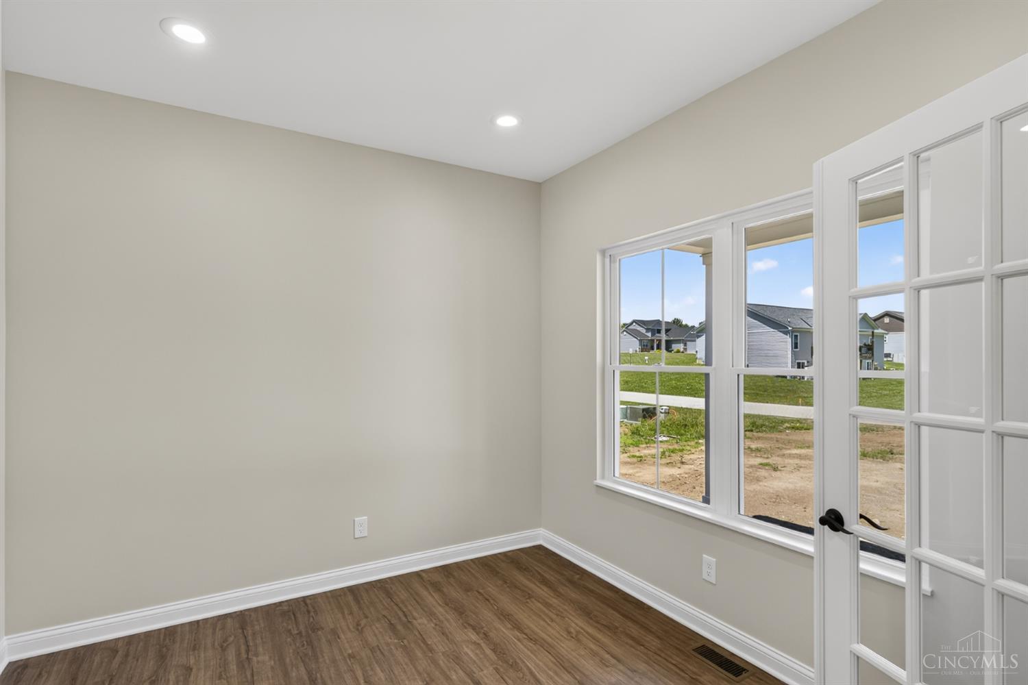 24092 Grubbs Road, Lawrenceburg, IN, 47025 — photo 12