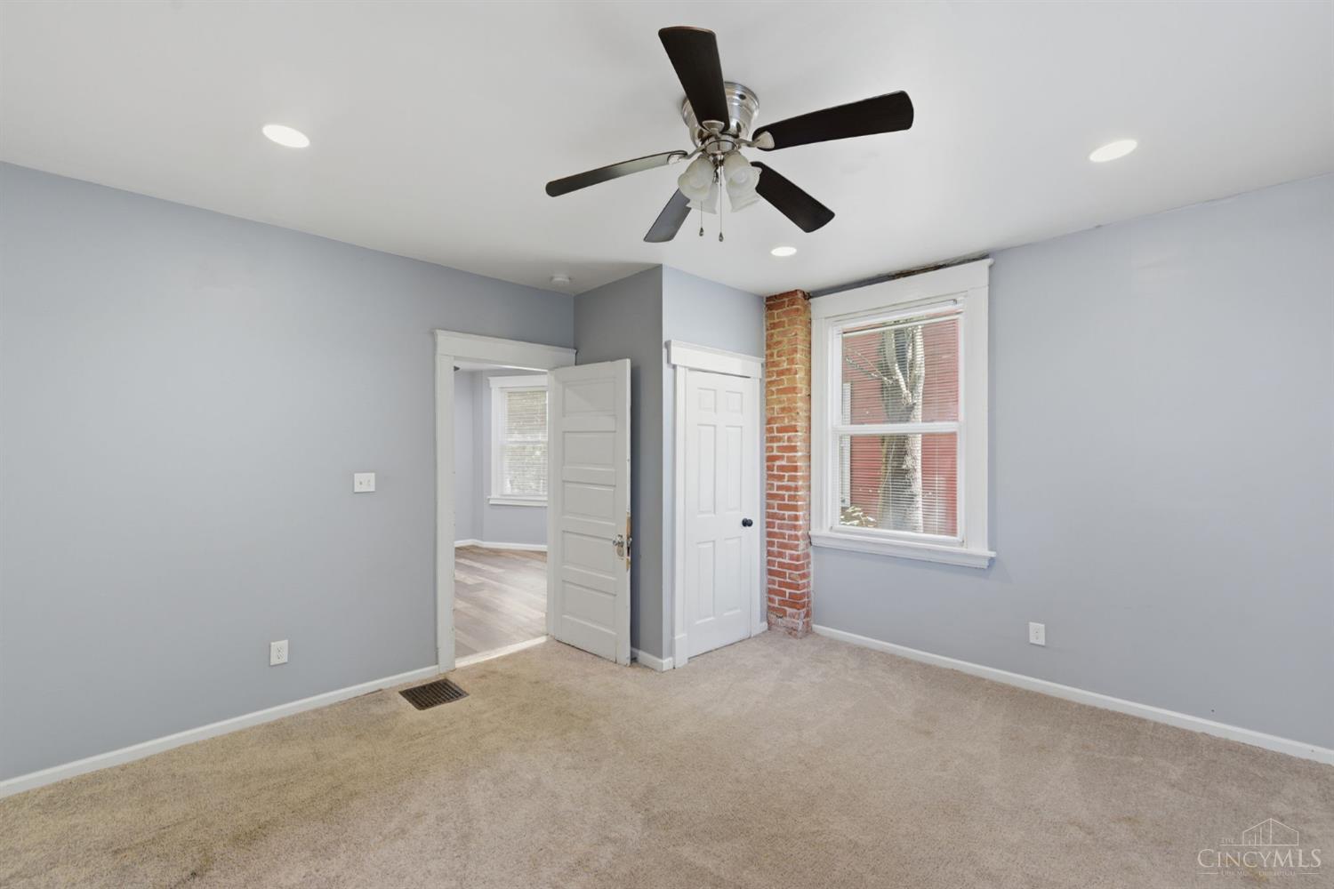 3329 Hackberry Street, Cincinnati, OH, 45207 — photo 18
