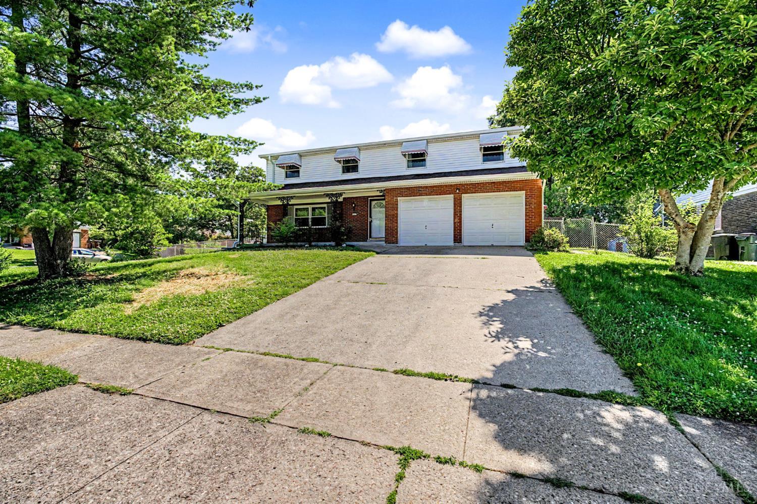 1690 Yellowglen Drive, Anderson Twp, OH, 45255 — photo 2