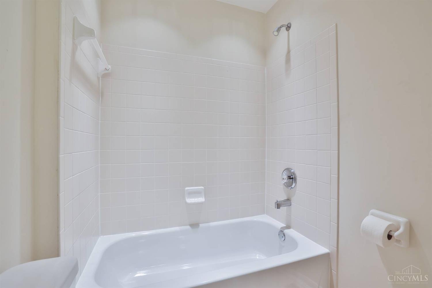 5614 Williamsburg Way, Fairfield, OH, 45014 — photo 34